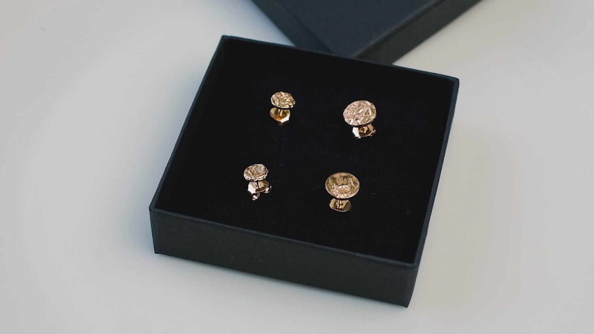 MESA stud earrings