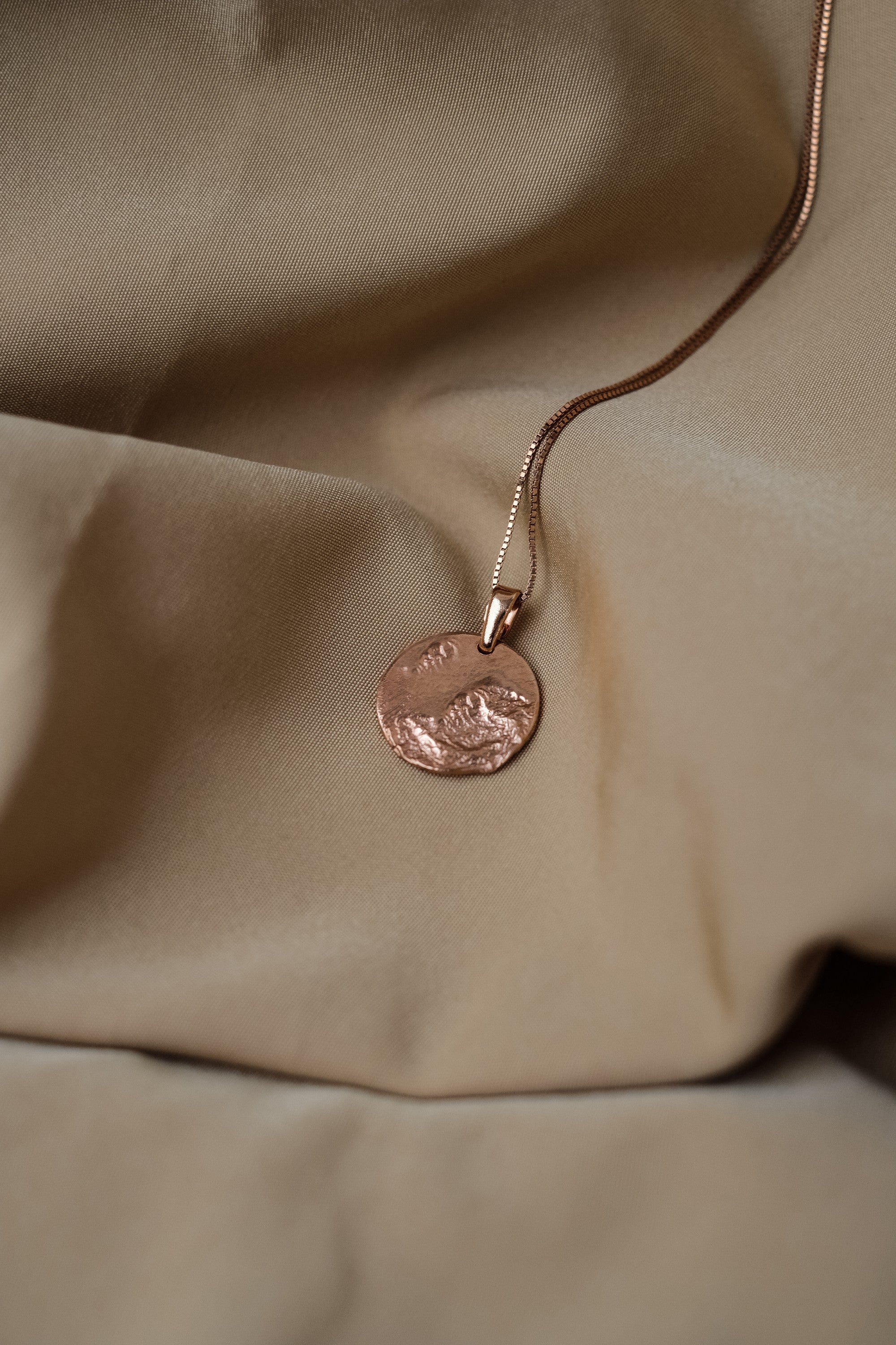 ROUND CHARM necklace N°3 (L)