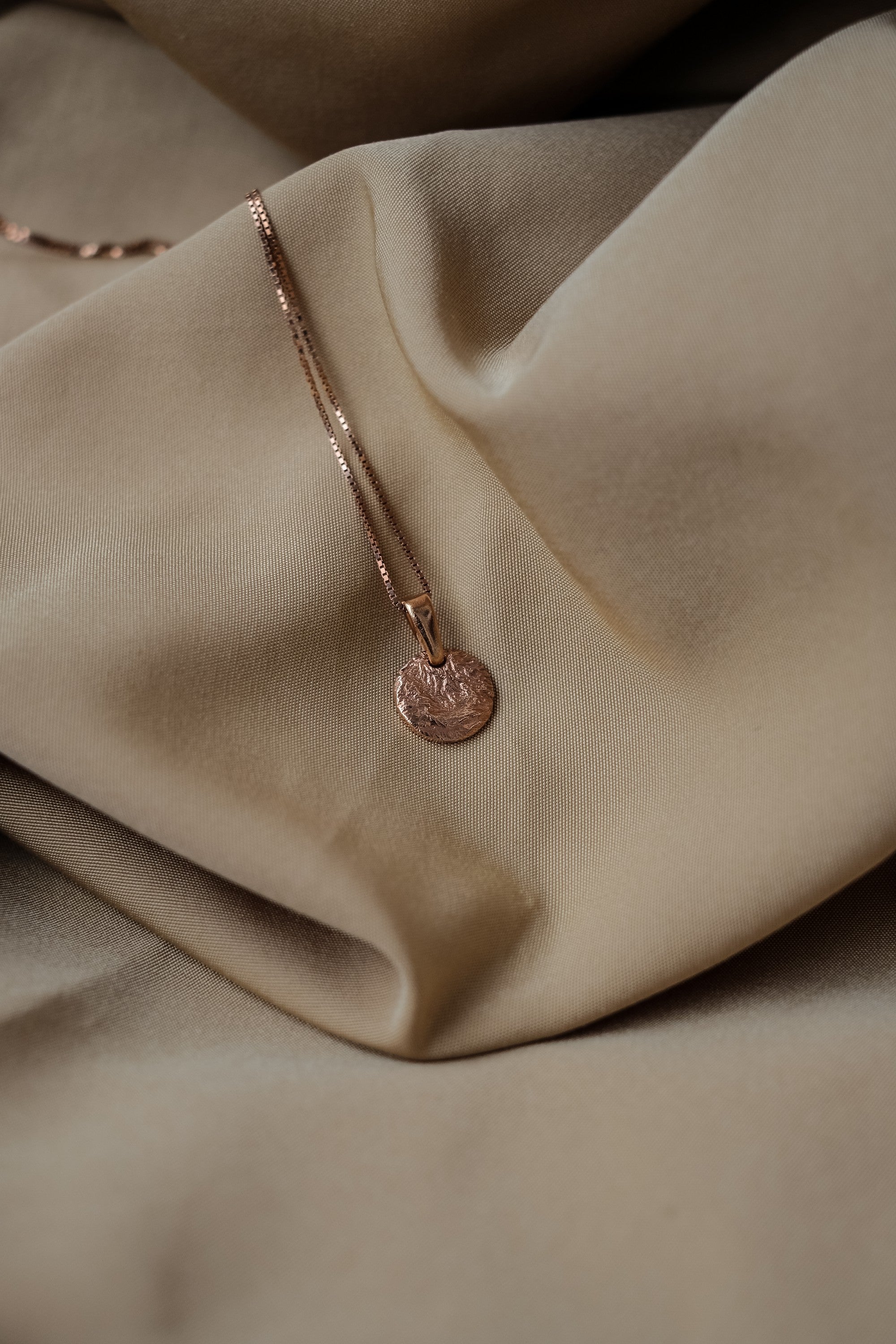 ROUND CHARM necklace N°1 (S)