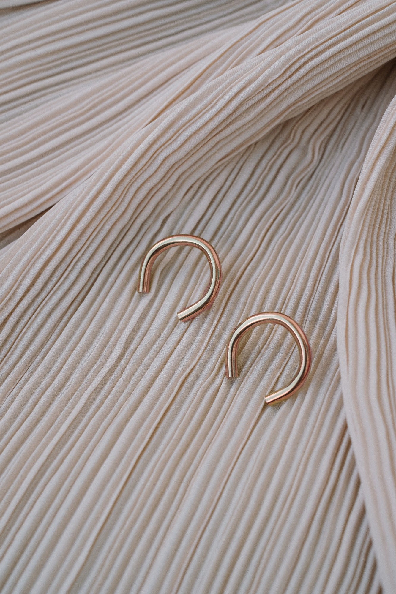 C earrings N°2
